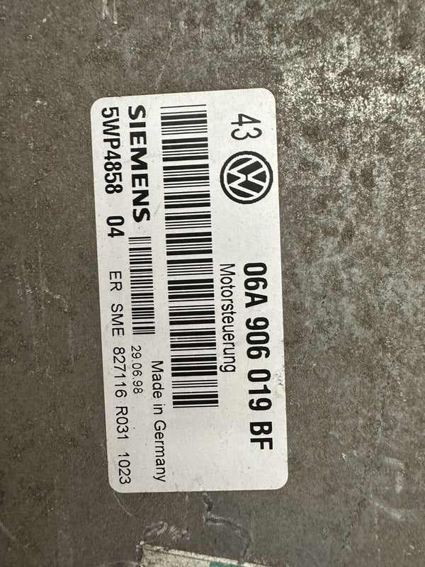 Plug & Play Motorsteuergerät 06A906019BF  5WP4858
