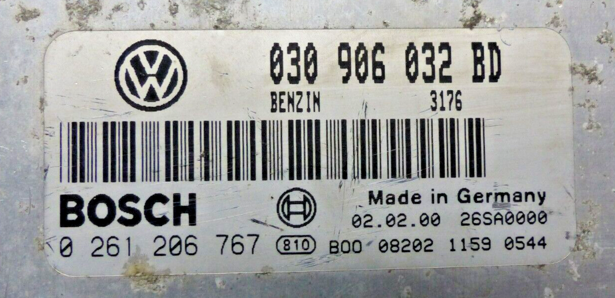 5894821