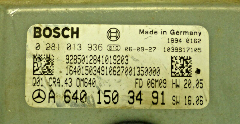 5894735