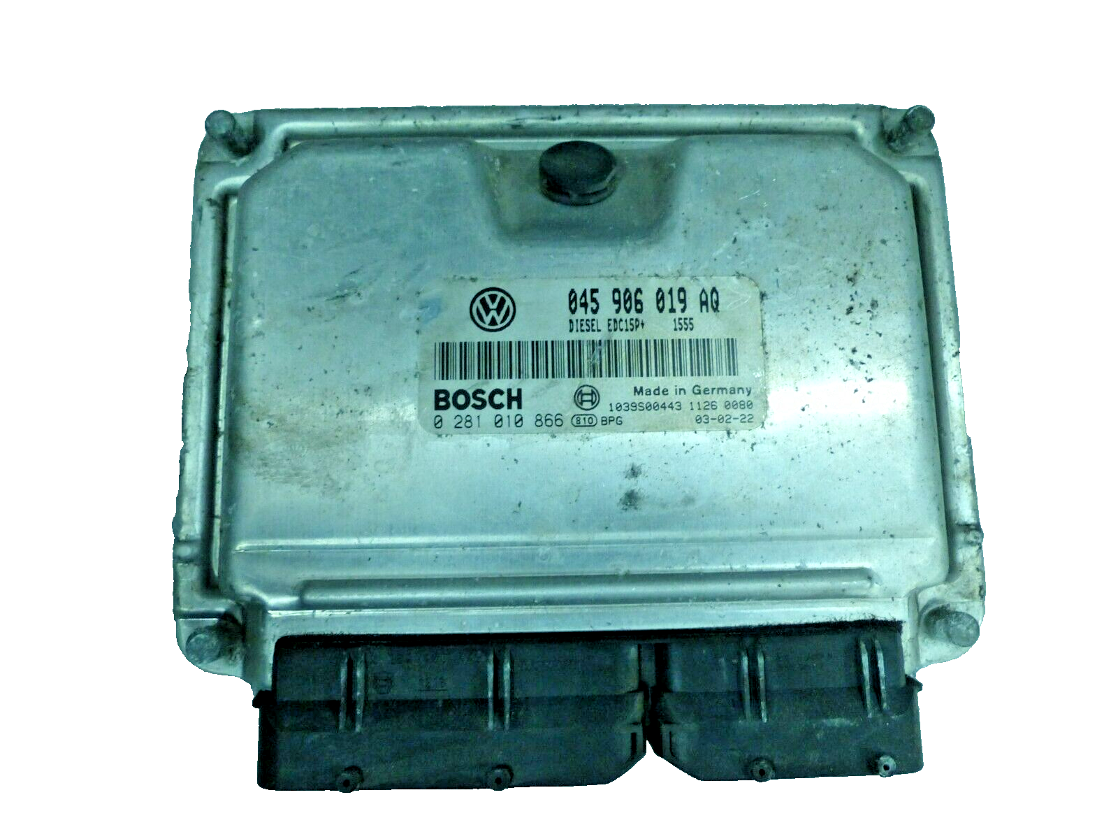 5894732