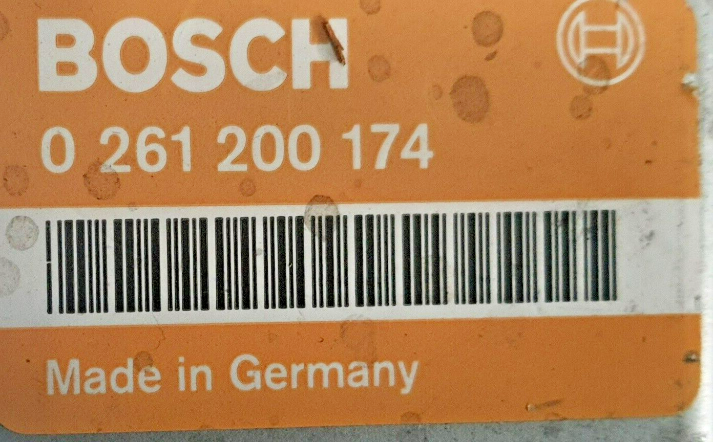 5894800