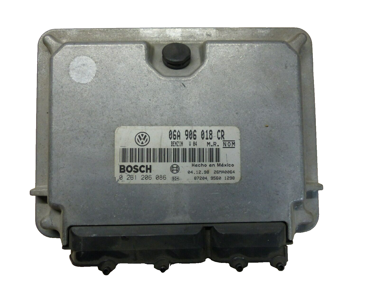 5894772