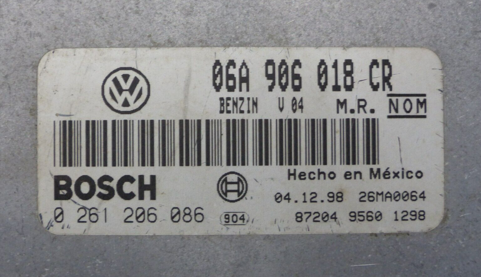 5894772