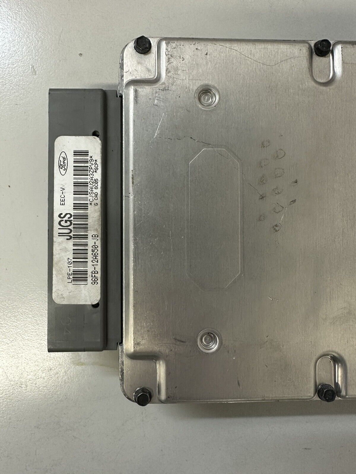5894863