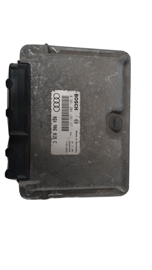 5894830