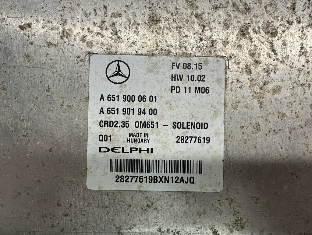 5894693
