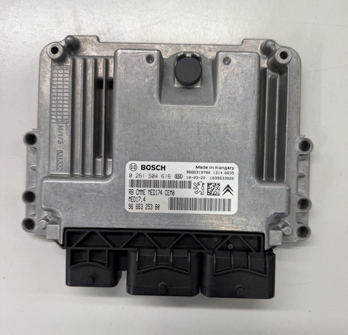 Original Files Peugeot 3008 T8  1.6 16V   115 KW  156 PS HP  I  Bosch MED17.4  0261S04616  9666325380  I  HW  9666319780  I  SW  1037500446   10SW009693  I 9666319780  Software upgrade  9692275180 I