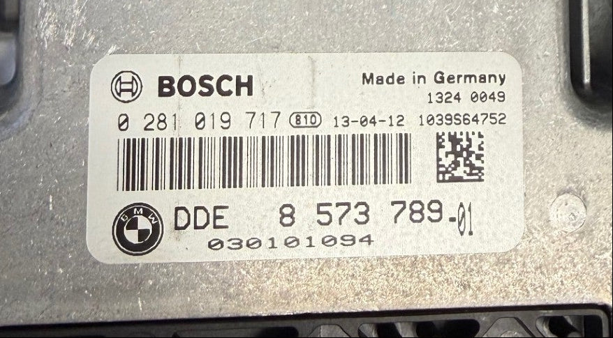 Original Files BMW X5 F15 xDrive30d 8AT  190 KW  258 PS HP , Bosch EDC17C56  0281019717  DDE 8573789  , HW 00000C9D061800  SW 1037532383  00000CAA461500  Software upgrade 00002637461518