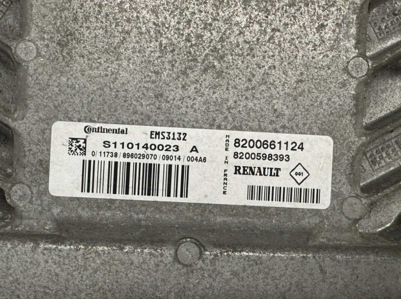 Original Renault Dacia Motorsteuergerät S110140023A 8200661124 8200598393