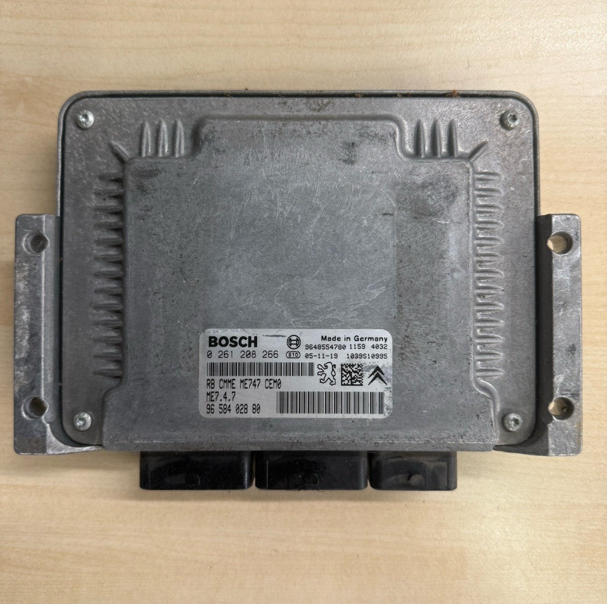 Plug&Play ENTSPERRT Steuergerät ECU Peugeot 407 3.0 9754192280 0261208266