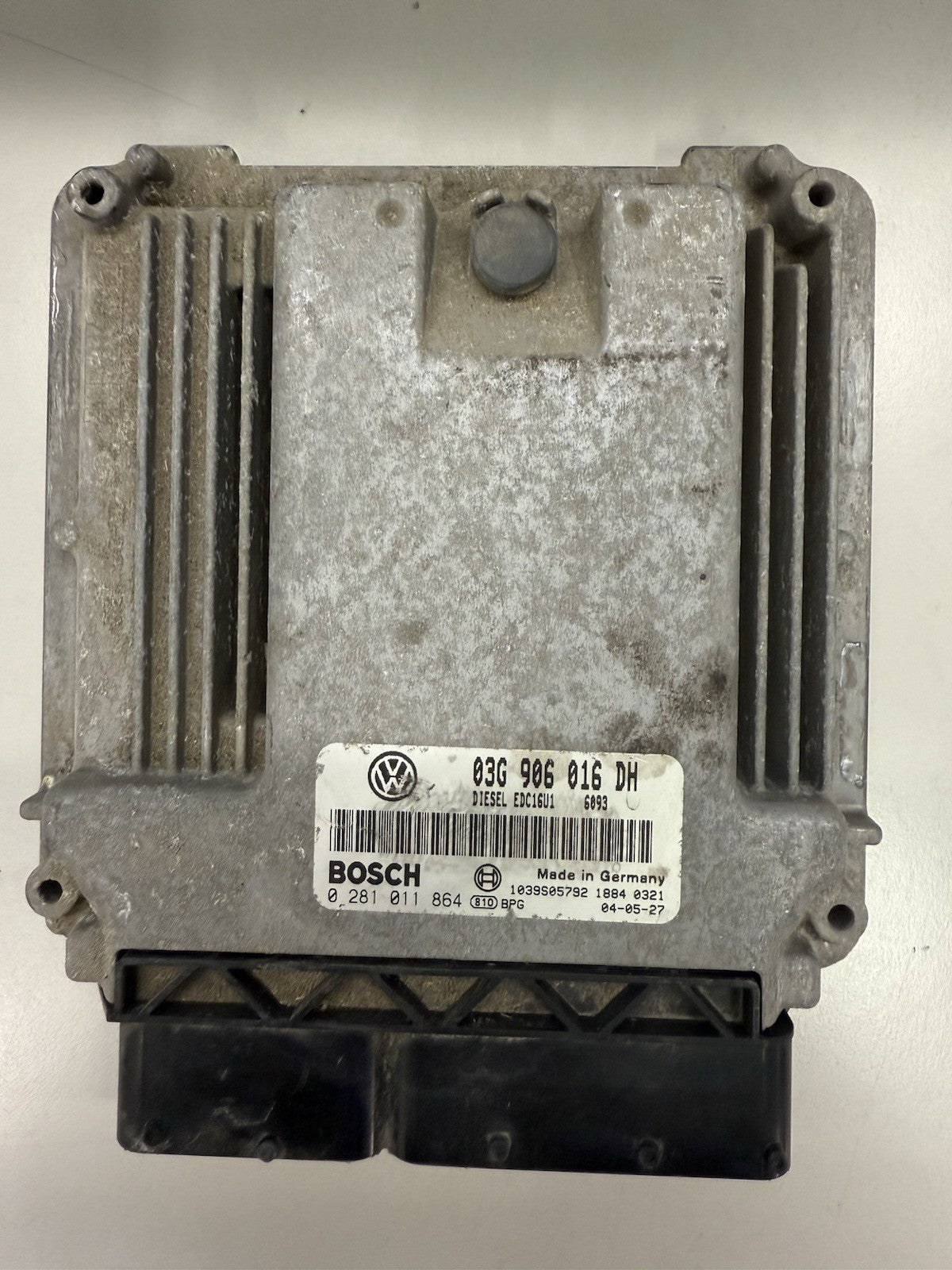 Plug&Play ENTSPERRT Seat 1,9 TDI Motorsteuergerät 03G906016DH 0281011864