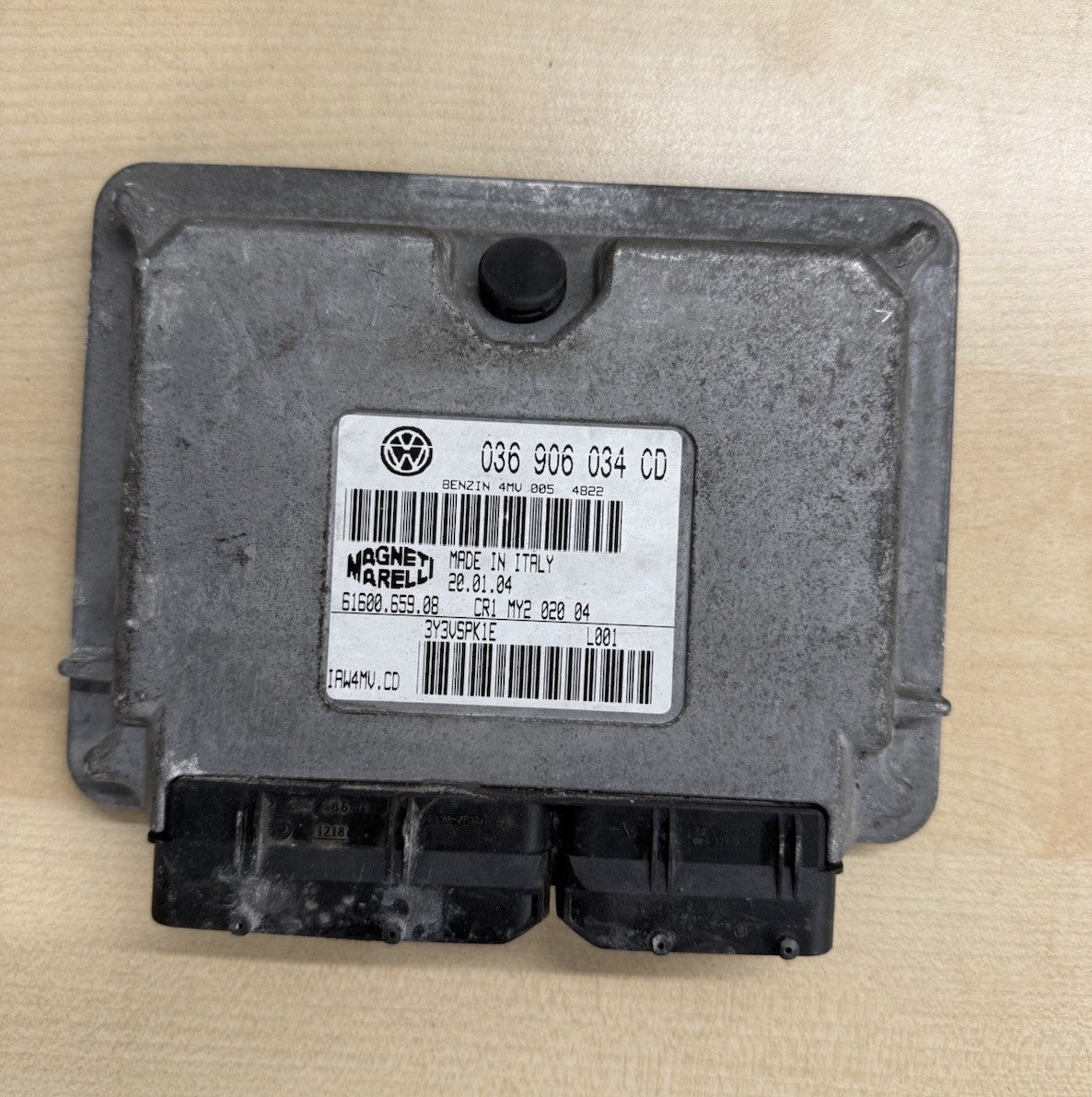 Plug&Play ENTSPERRT Skoda Fabia ECU MS 61600065908 036906034CD IAW4MV.CD