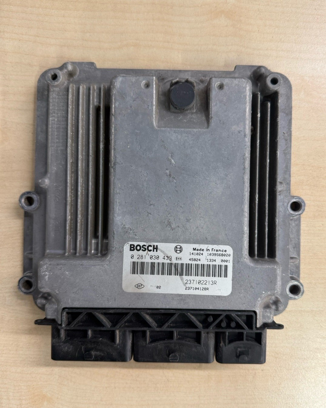 Plug&Play INK PROGRAMMIERUNG Dacia 1.5 DCi ECU MS 237102553R 0281030439