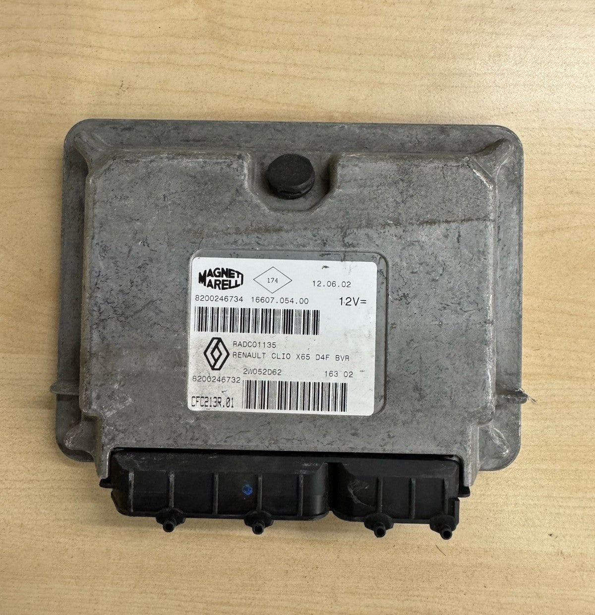 Renault Clio TCU Getriebesteuergerät 8200246734 8200246732 CFC213R.01