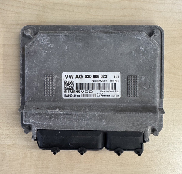 Plug&Play ENTSPERRT VW Polo Motorsteuergerät ECU 03D906023 5WP40414
