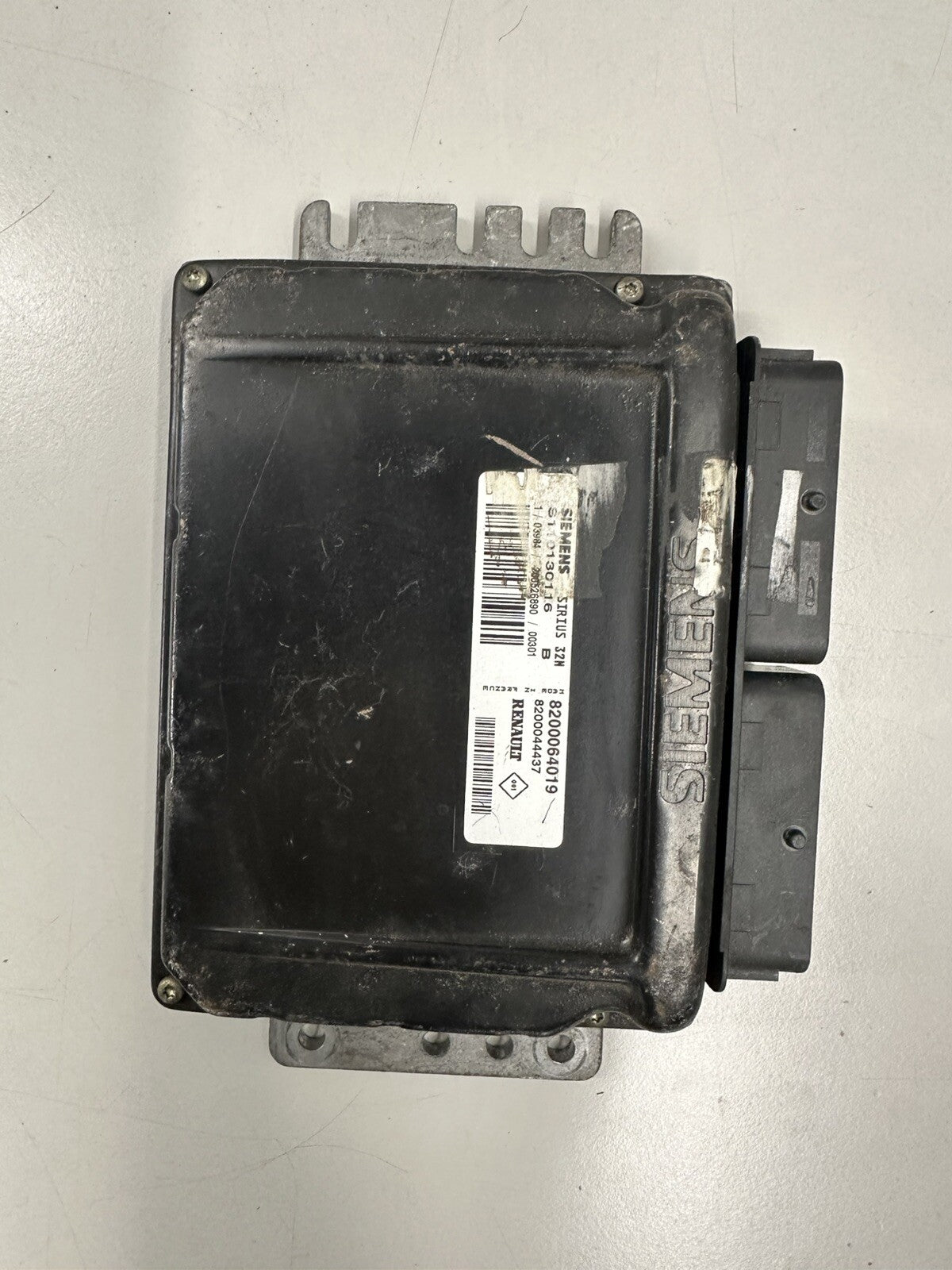 Plug&Play ENTSPERRT Renault 1.4 Motorsteuergerät S110130116 B 8200064019