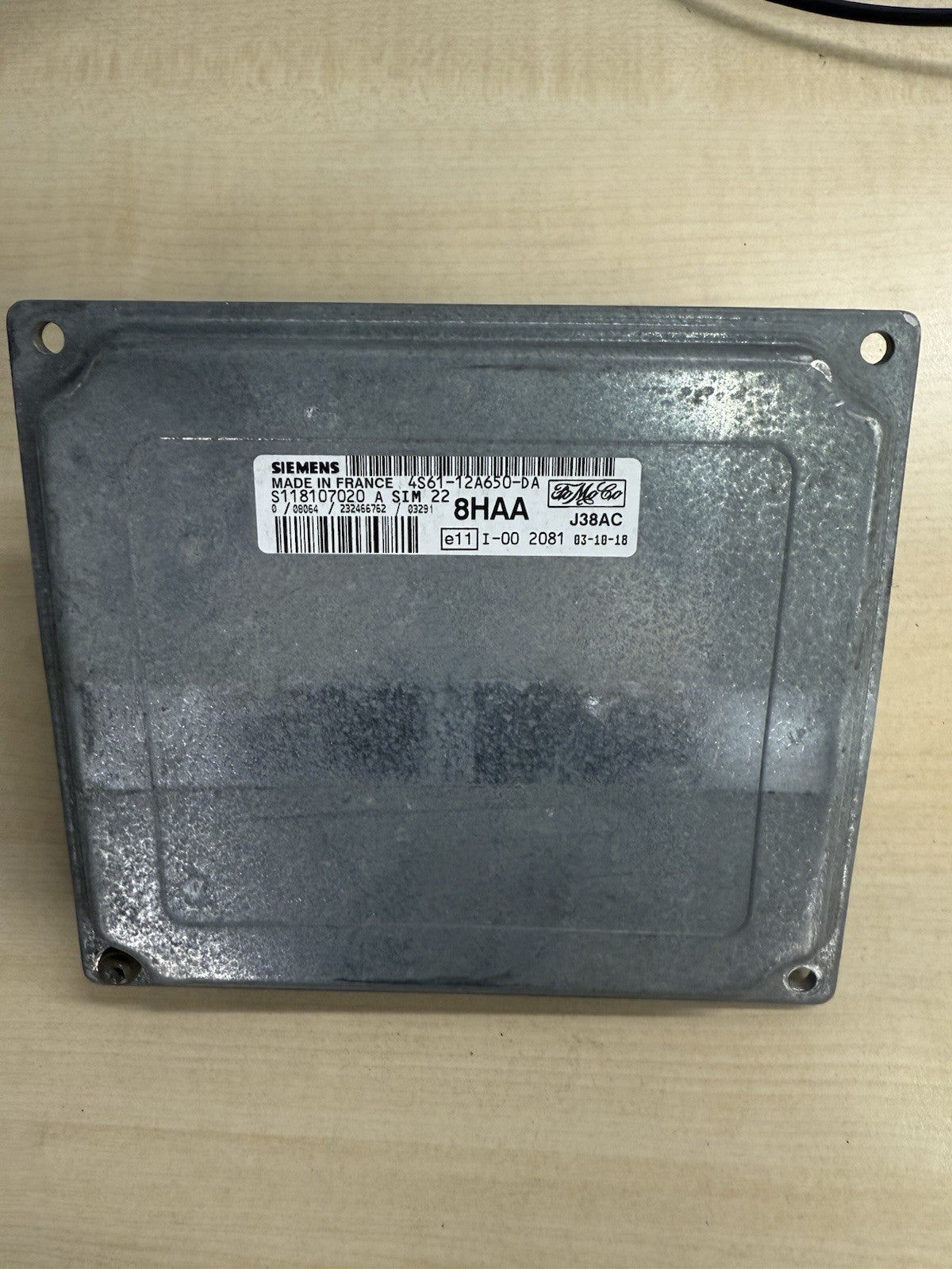 GEPRÜFT Ford Fiesta Motorsteuergerät ECU SIM22 4S6112A650DA S118107020A