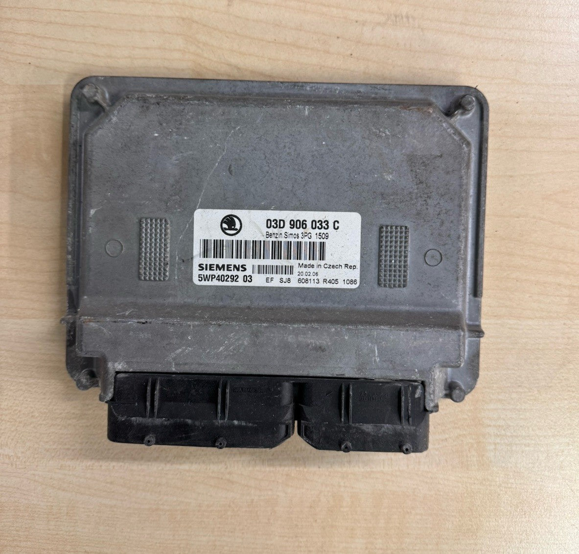 Plug&Play ENTSPERRT Motorsteuergerät ECU Skoda 1.2 03D906033C 5WP40292
