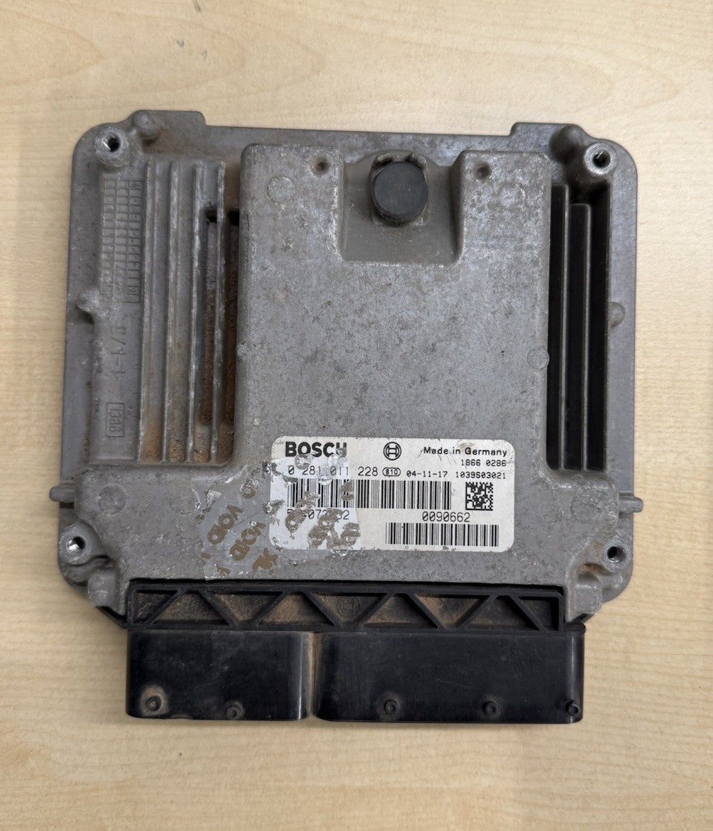 Plug&Play ENTSPERRT Iveco Daily 2.8D ECU Steuergerät 0281011228 504073032