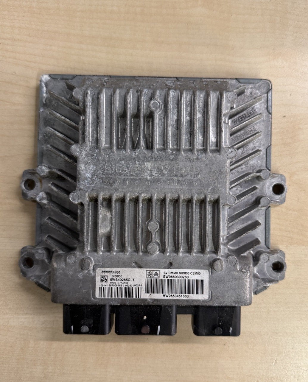 Plug&Play ENTSPERRT Peugeot Citroen C3 1.4 ECU MS 5WS40285C-T SW9660300280