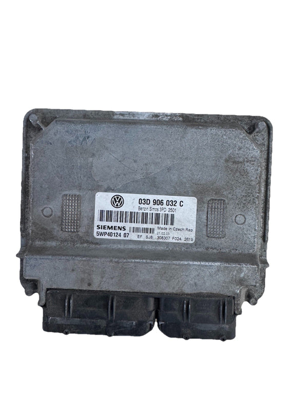 Plug&Play ENTSPERRT VW Polo Motorsteuergerät ECU 03D906032C , 5WP40124 07