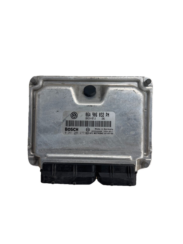 Plug&Play ENTSPERRT Skoda Fabia 2.0 Motorsteuergerät 06A906032PN 0261208277