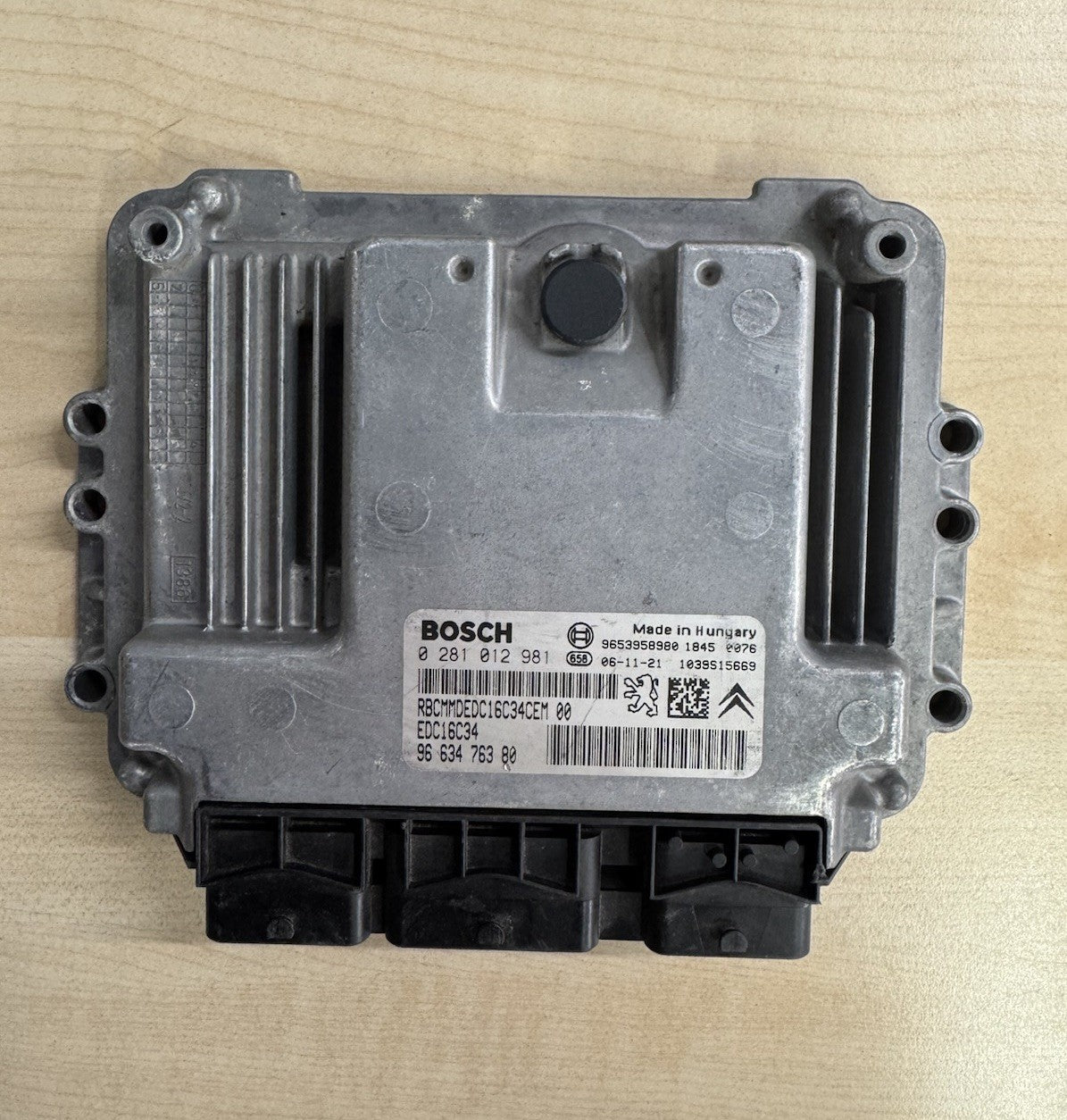 Plug&Play ENTSPERRT Peugeot Citroen ECU MS 9653958980 0281012981