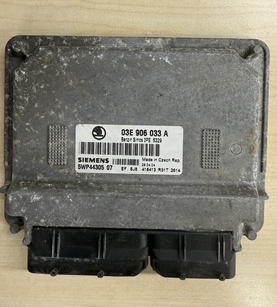 Plug&Play ENTSPERRT Skoda Fabia 1.2 ECU Steuergerät 03E906033A 5WP44305