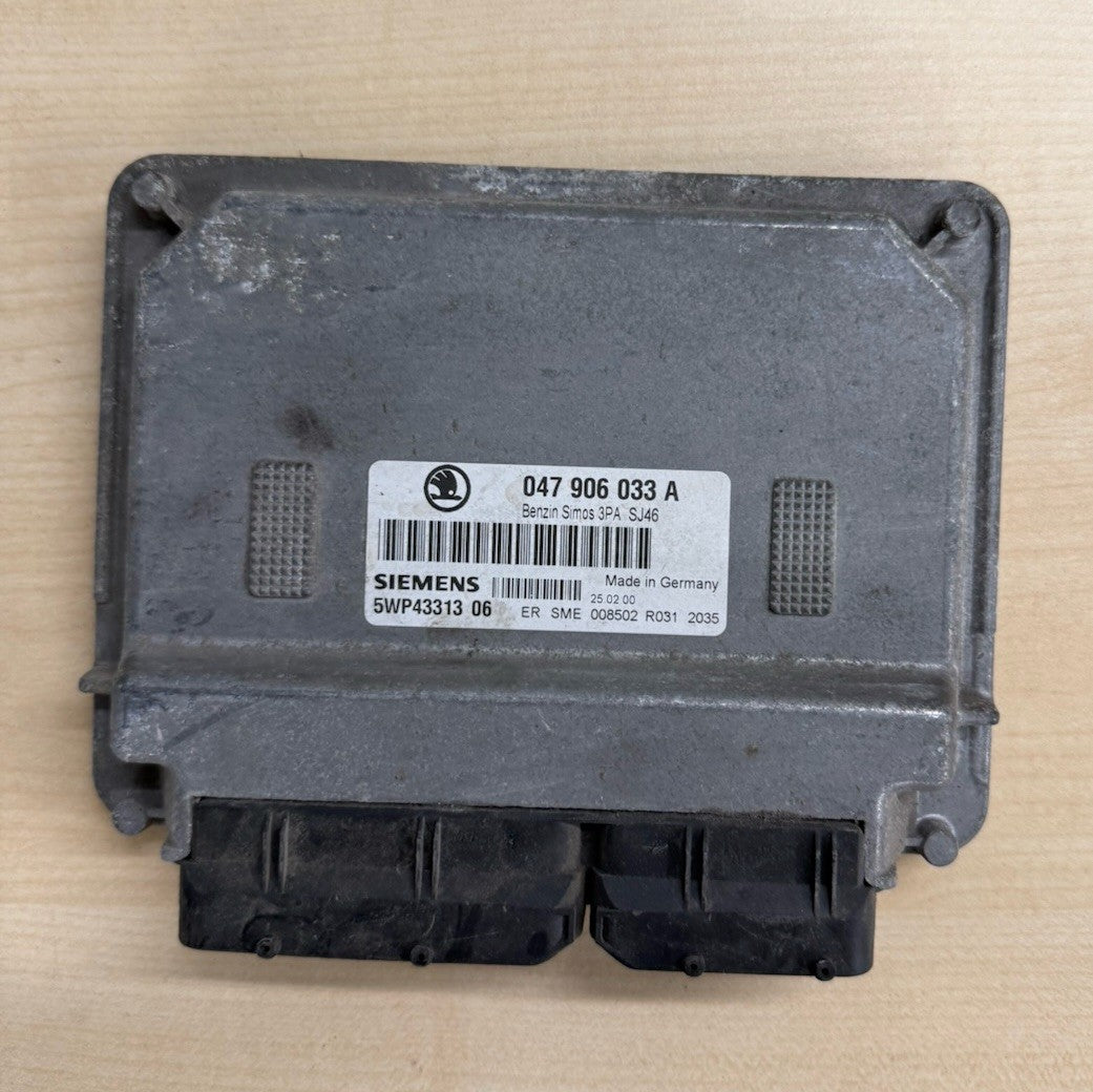 Plug&Play ENTSPERRT Skoda Fabia ECU Motorsteuergerät 047906033A 5WP43313