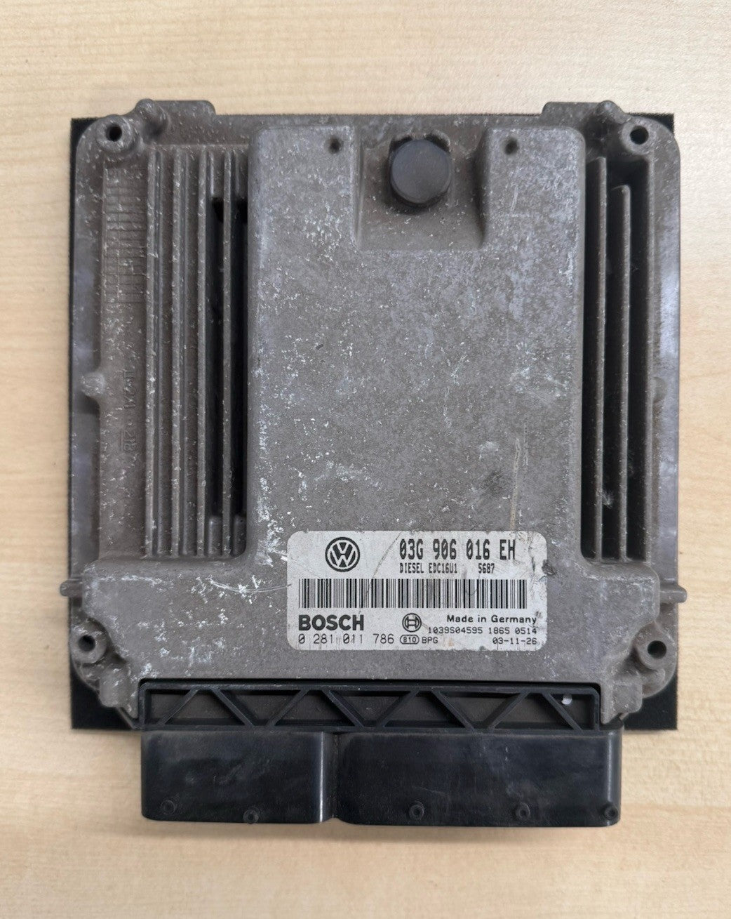 Plug&Play ENTSPERRT VW Touran 2.0 TDI ECU MS 03G906016EH 0281011786