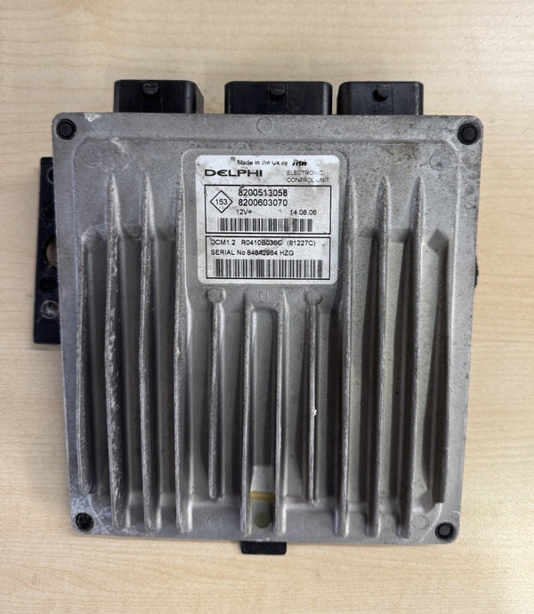 Geprüft Motorsteuergerät Renault / Dacia ECU 8200513058 8200603070