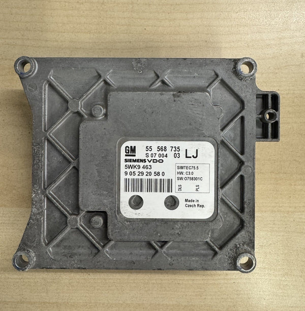 Entheiratet Reset Opel Astra 1.6 ECU Motorsteuergerät 55568735 5WK9463