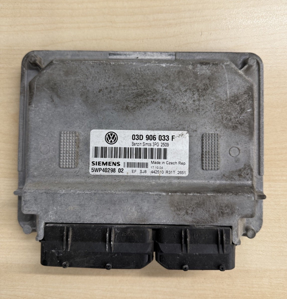 Plug&Play ENTSPERRT VW Motorsteuergerät ECU 03D906033F 5WP40298