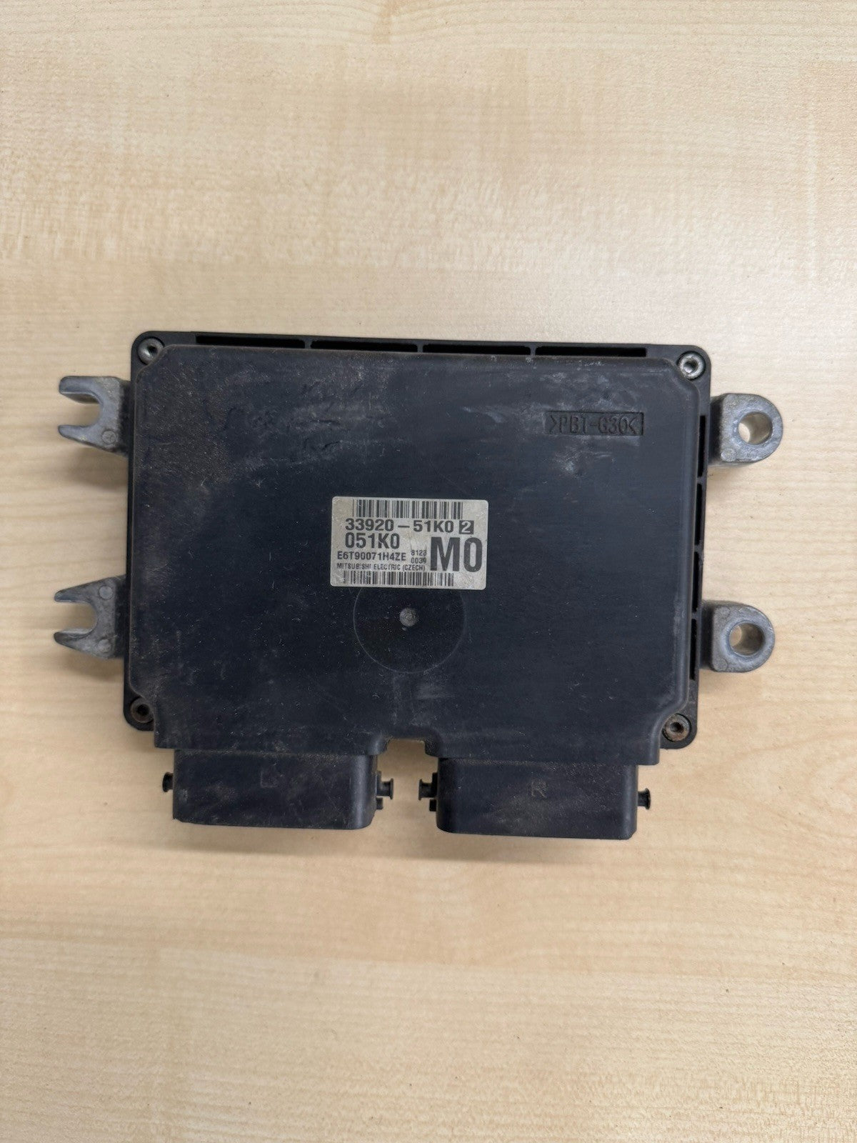 GEPRÜFT Suzuki ECU Motorsteuergerät ECU 33920-51K0 E6T90071H4ZE