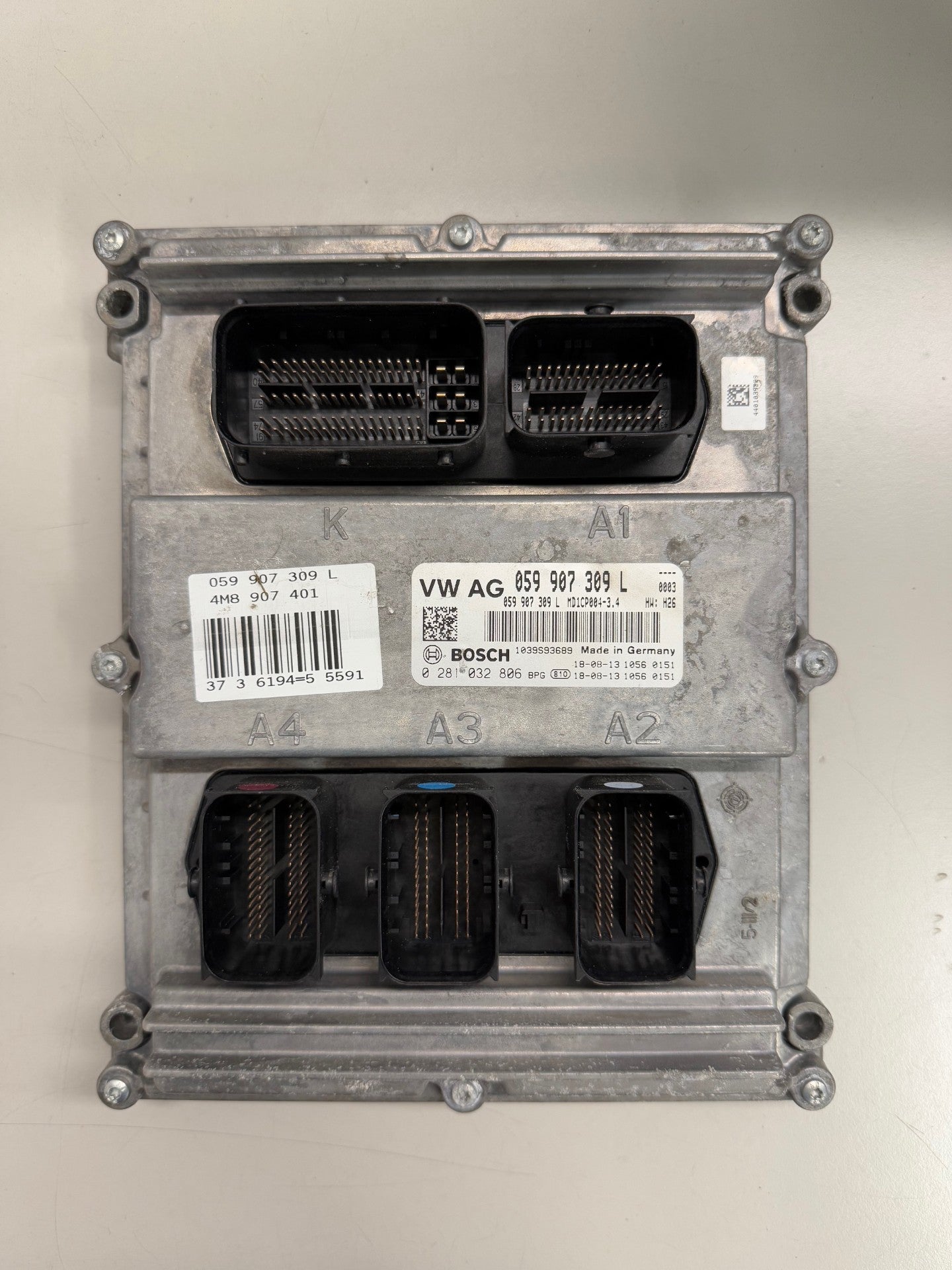 Original Files Audi Q8 3.0 TDI Bosch MD1CP004 059907309L 0281032806  059907309L  SW 10SW062396  Software upgrade 4M8907401P 0002
