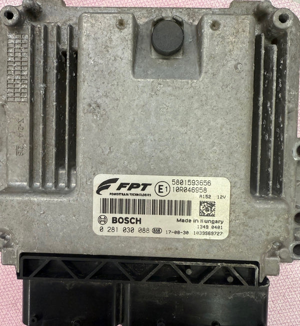 ملفات أصلية، تفريغ، ملفات وحدة التحكم الإلكترونية للمحرك Iveco Daily VAN 35C18 3.0 132 KW 180 PS، OEM 5801593656 Bosch EDC17C49 0281030088 HW 5801593656 SW P1208 تحديث البرنامج C132430V6HS0C6DI0D590P07.HEX