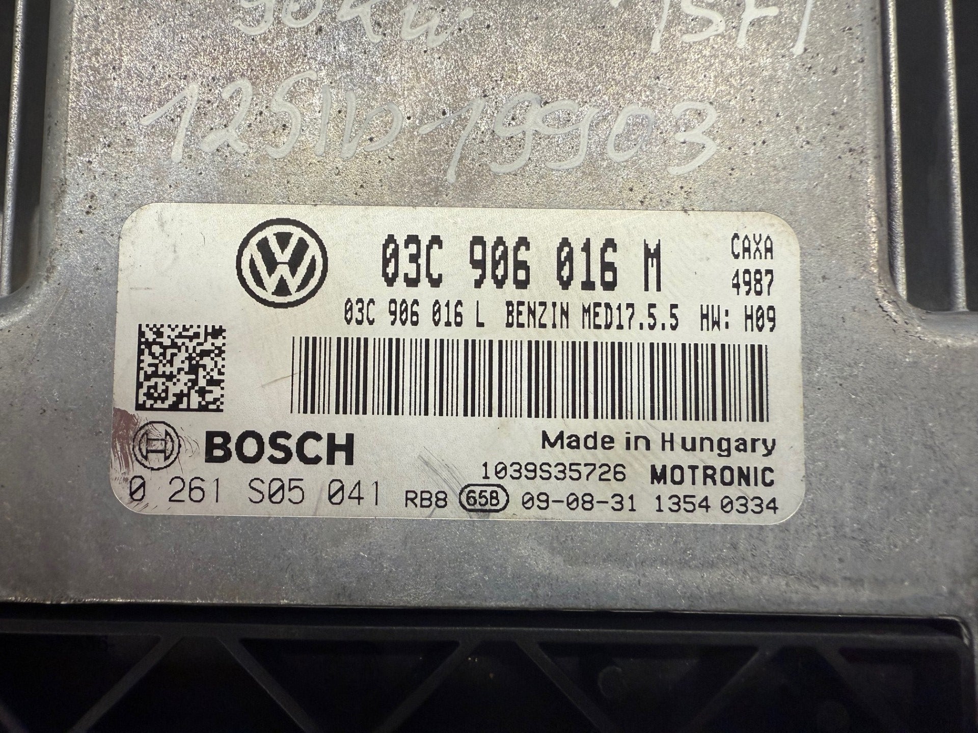 Immo Off Files  . Wegfahrsperre Dateien Volkswagen Passat 1.4 TFSI 90 KW MED17.5.5  03C906016M , 03C906016L Software 1037502704
