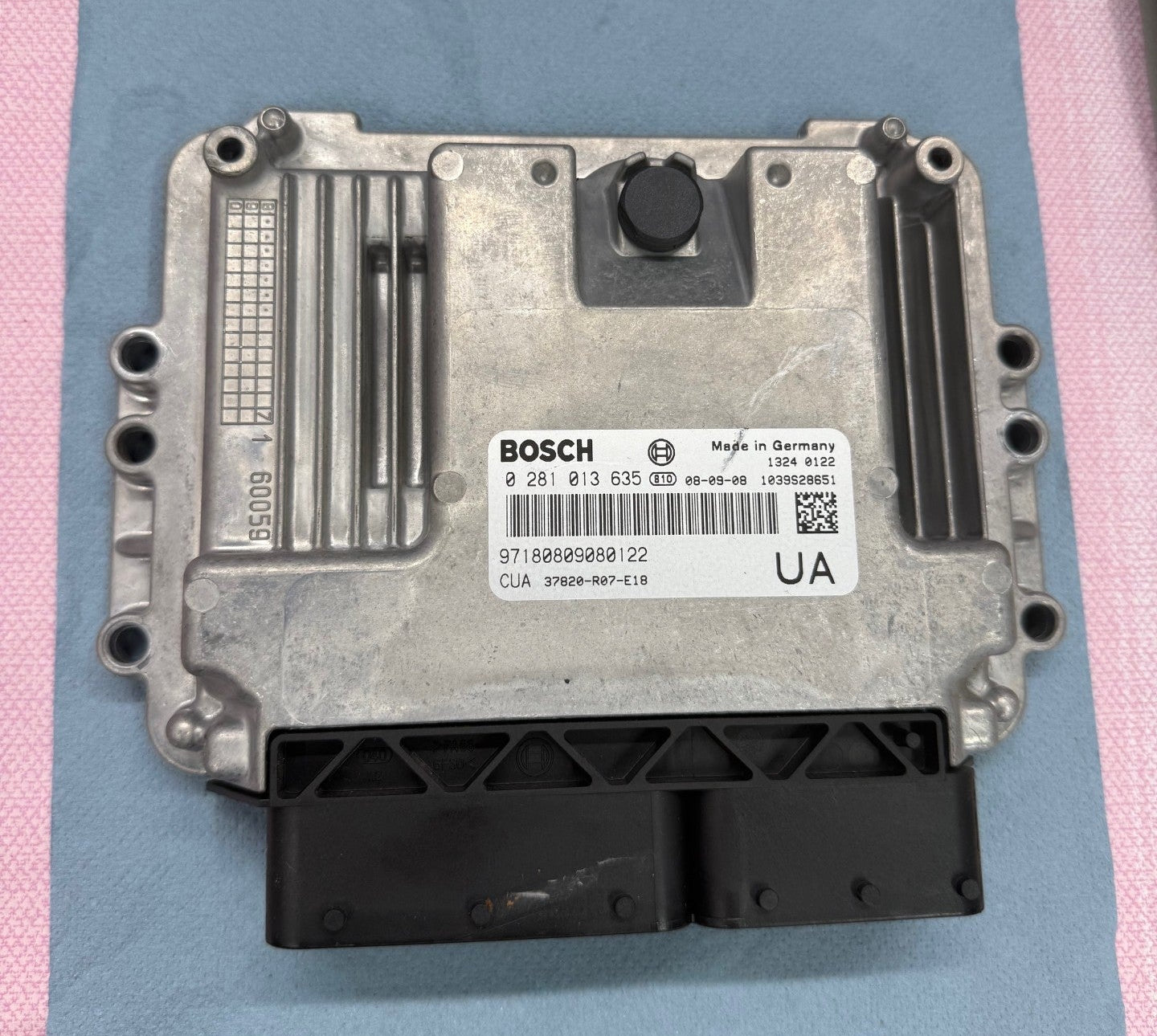 Original Files Honda CR-V 2.2 CDTI Bosch EDC16C7  , 0281013635 , 37820-R07-E18 . SW 1037396105 37820R07E180M6