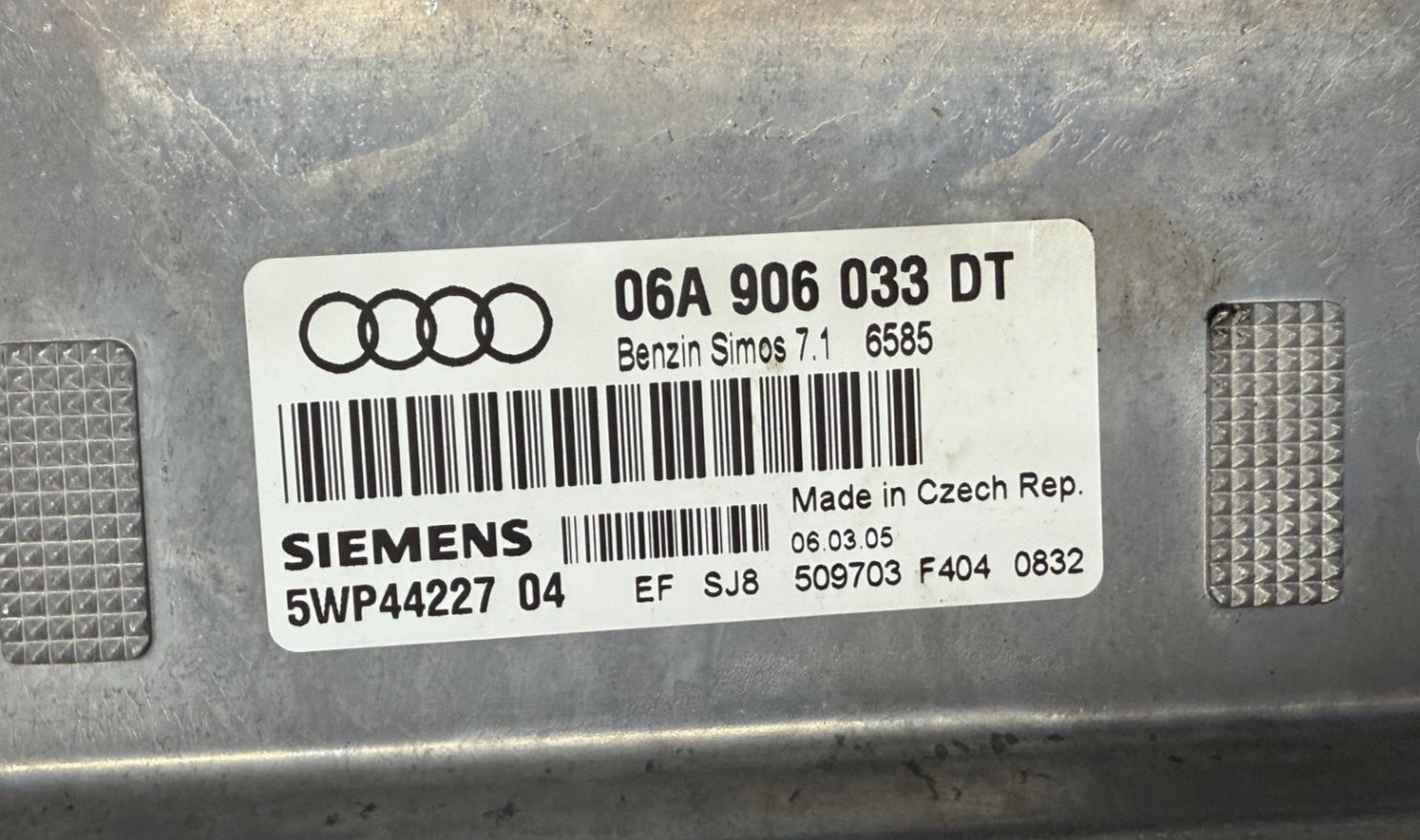 Immo Off File  Audi  A3 8P 1.6 L Motorcode BGU  Siemens Simos 7.1 , 06A906033DT 5WP44227 04